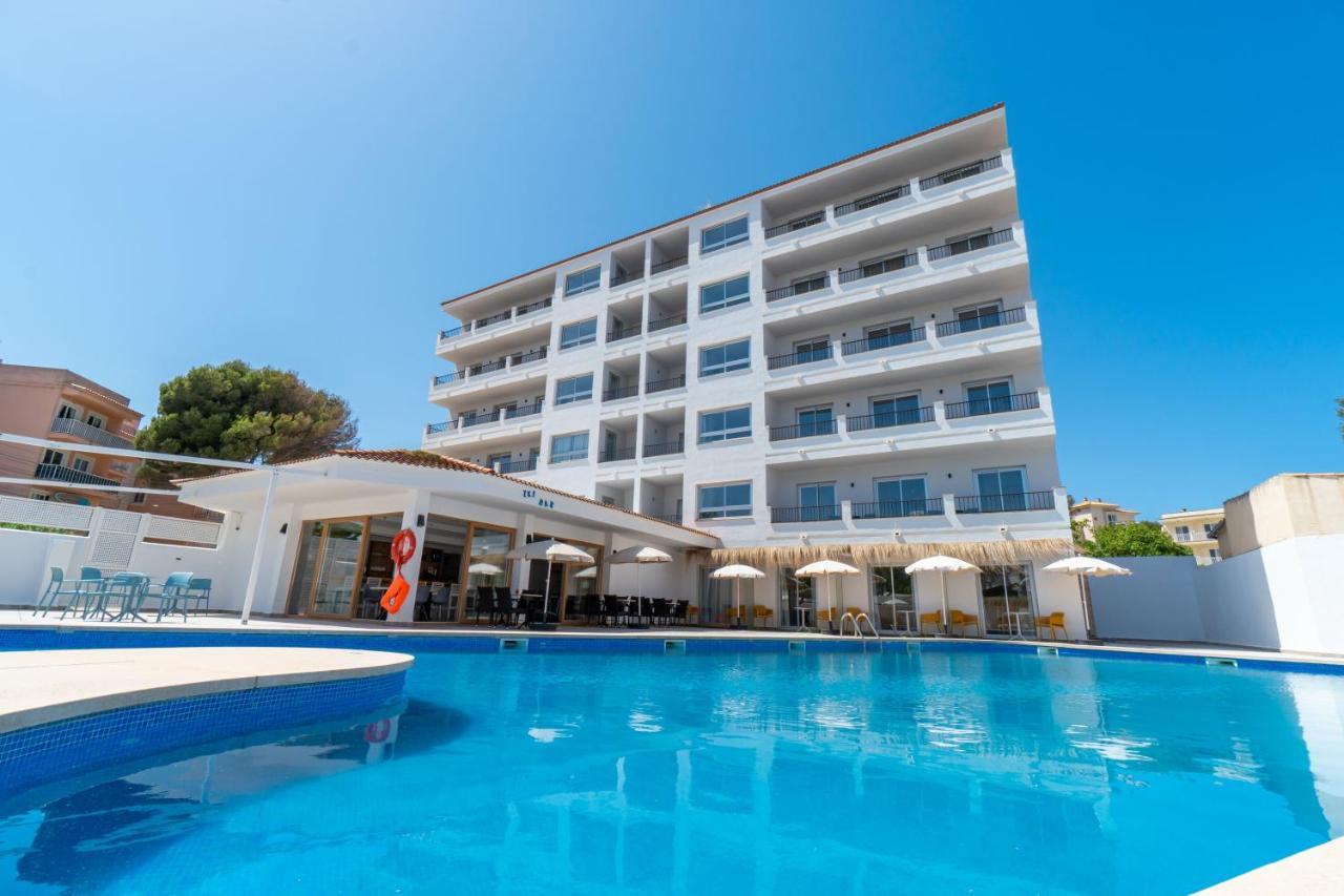 Apartaments La Perla Negra Cala Ratjada  Zewnętrze zdjęcie