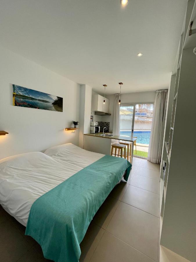 Apartaments La Perla Negra Cala Ratjada  Zewnętrze zdjęcie